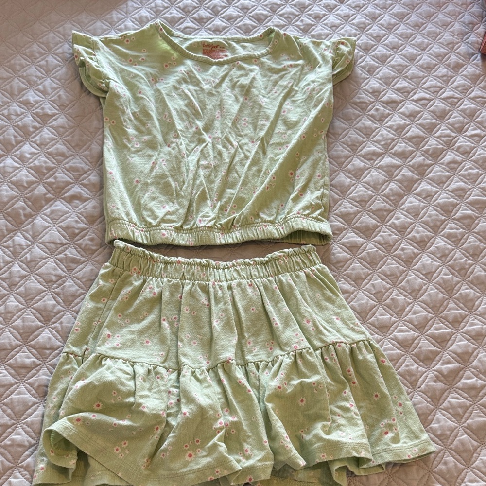 Cat & Jack Light Green Floral Girls Matching Top and Skirt Set